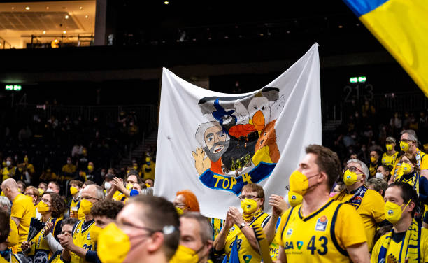 用他细腻的 用他细腻的