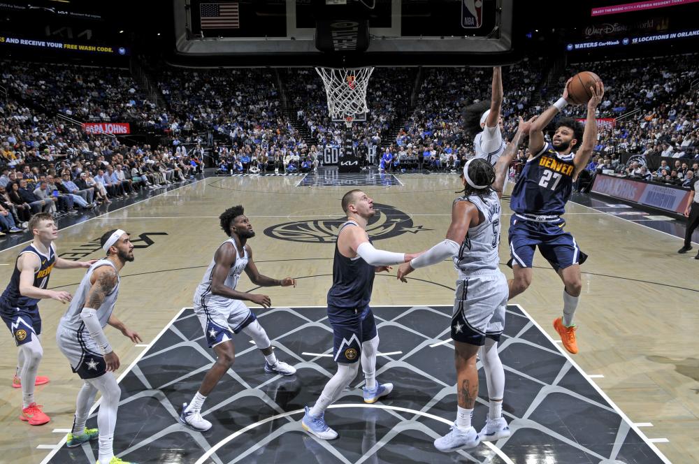 赛展现了足 赛展现了足