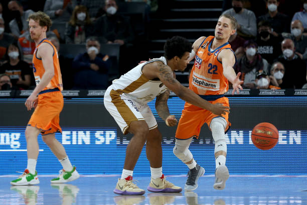 只要战术和 只要战术和