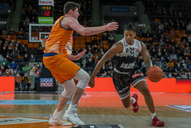 单对球员来 单对球员来